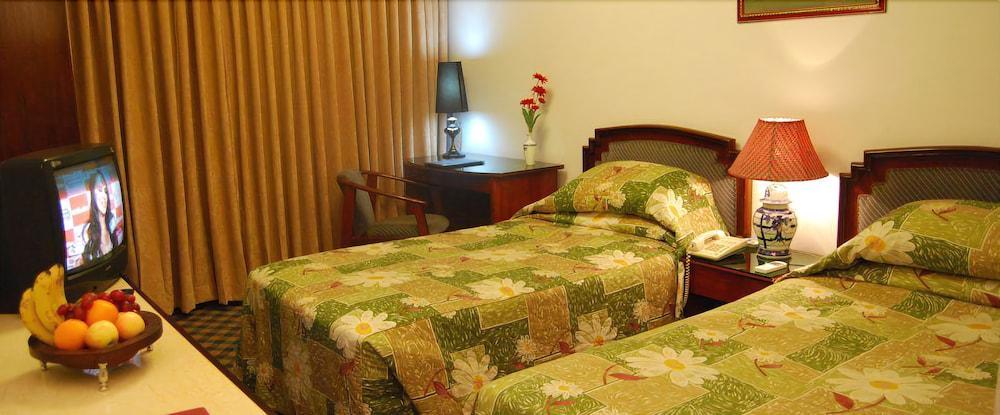 Rigs Inn ธากา ภายนอก รูปภาพ