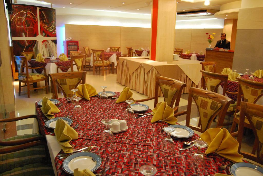 Rigs Inn ธากา ภายนอก รูปภาพ